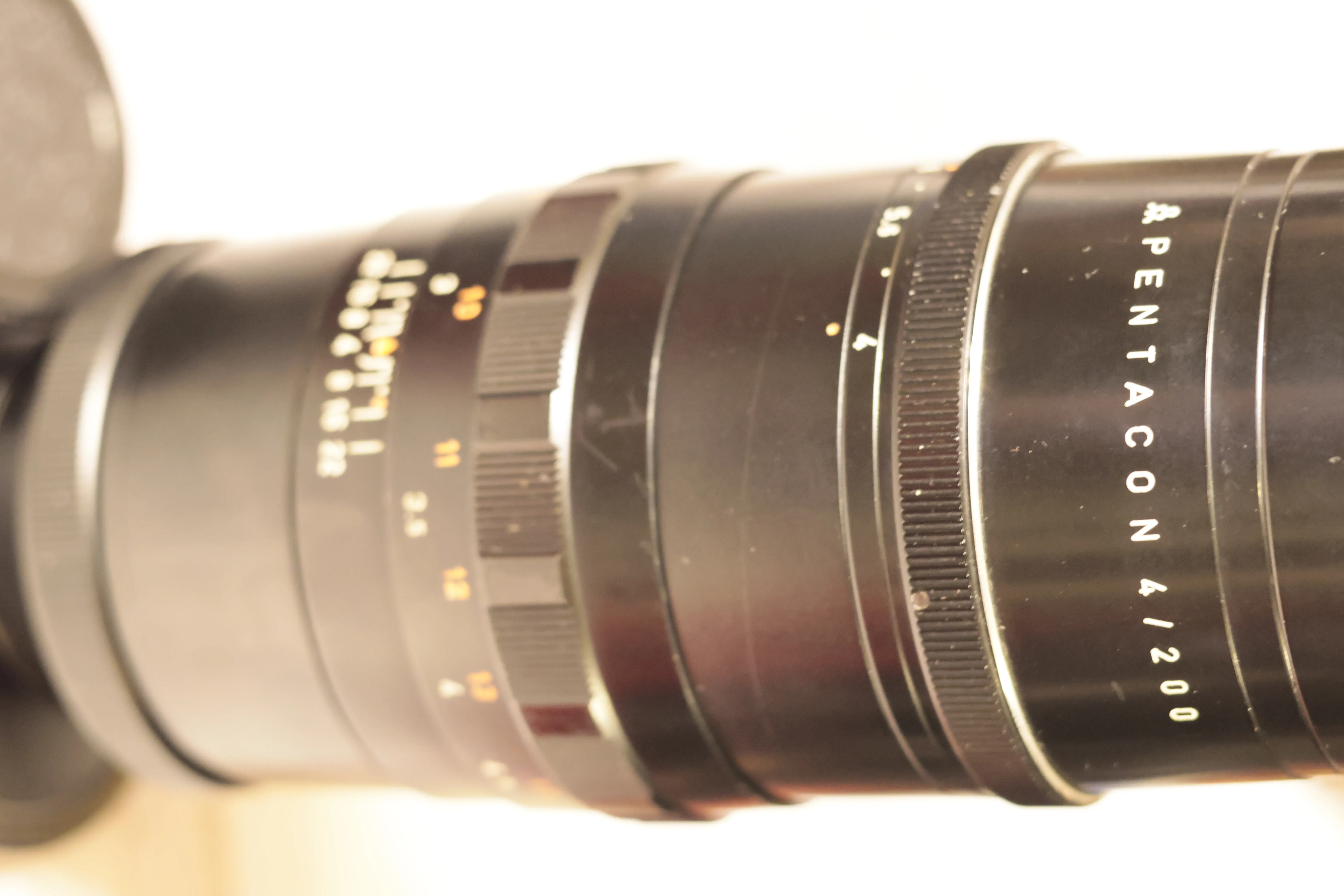 Pentacon 200mm f4  G.D.R.  (M42) - Pentacon 200mm f4  G.D.R.  (M42) [3].webp